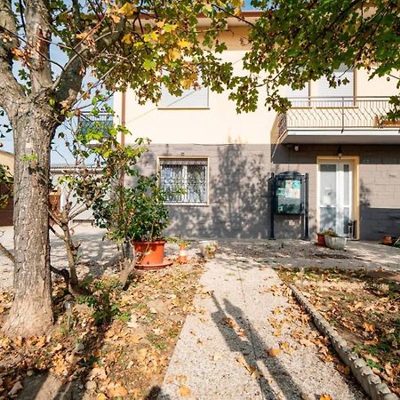 Il Leprotto - Room & Breakfast Altedo Bagian luar foto