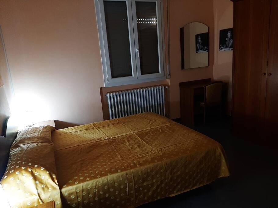 Il Leprotto - Room & Breakfast Altedo Bagian luar foto