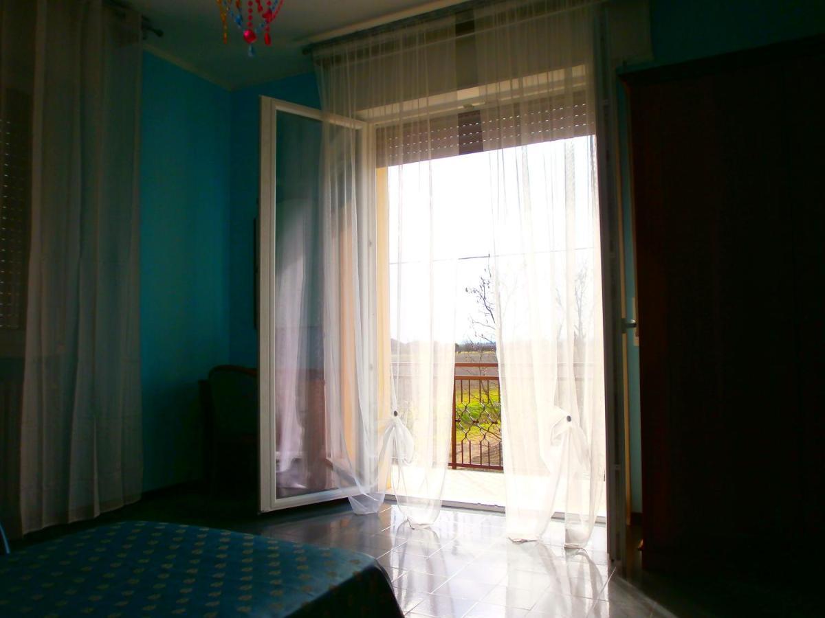 Il Leprotto - Room & Breakfast Altedo Bagian luar foto